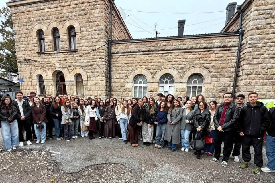 INFRAKOS Sh.A. mbështet studentët në hulumtimin dhe ruajtjen e trashëgimisë hekurudhore